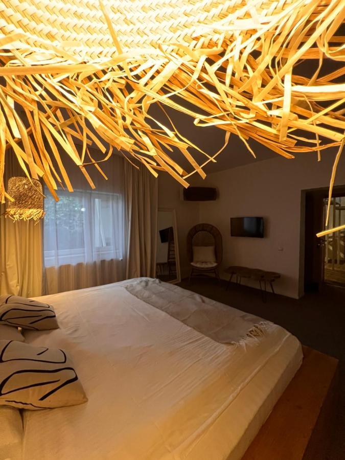 Shard Boutique Hotel-Adult Only Брашов Экстерьер фото