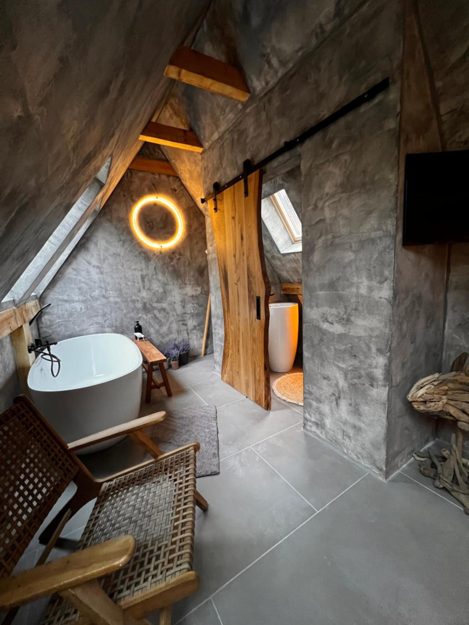Shard Boutique Hotel-Adult Only Брашов Экстерьер фото