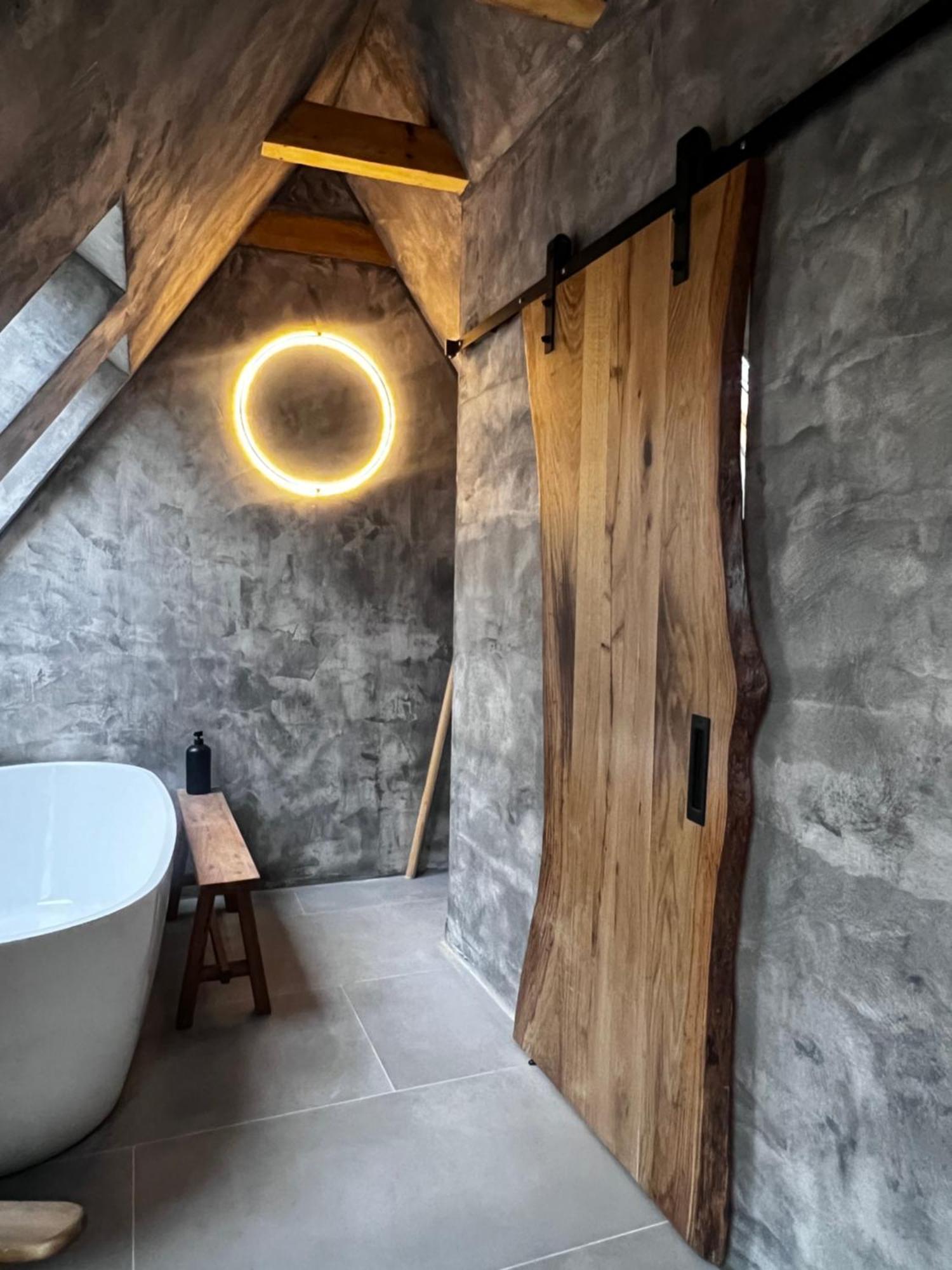 Shard Boutique Hotel-Adult Only Брашов Экстерьер фото