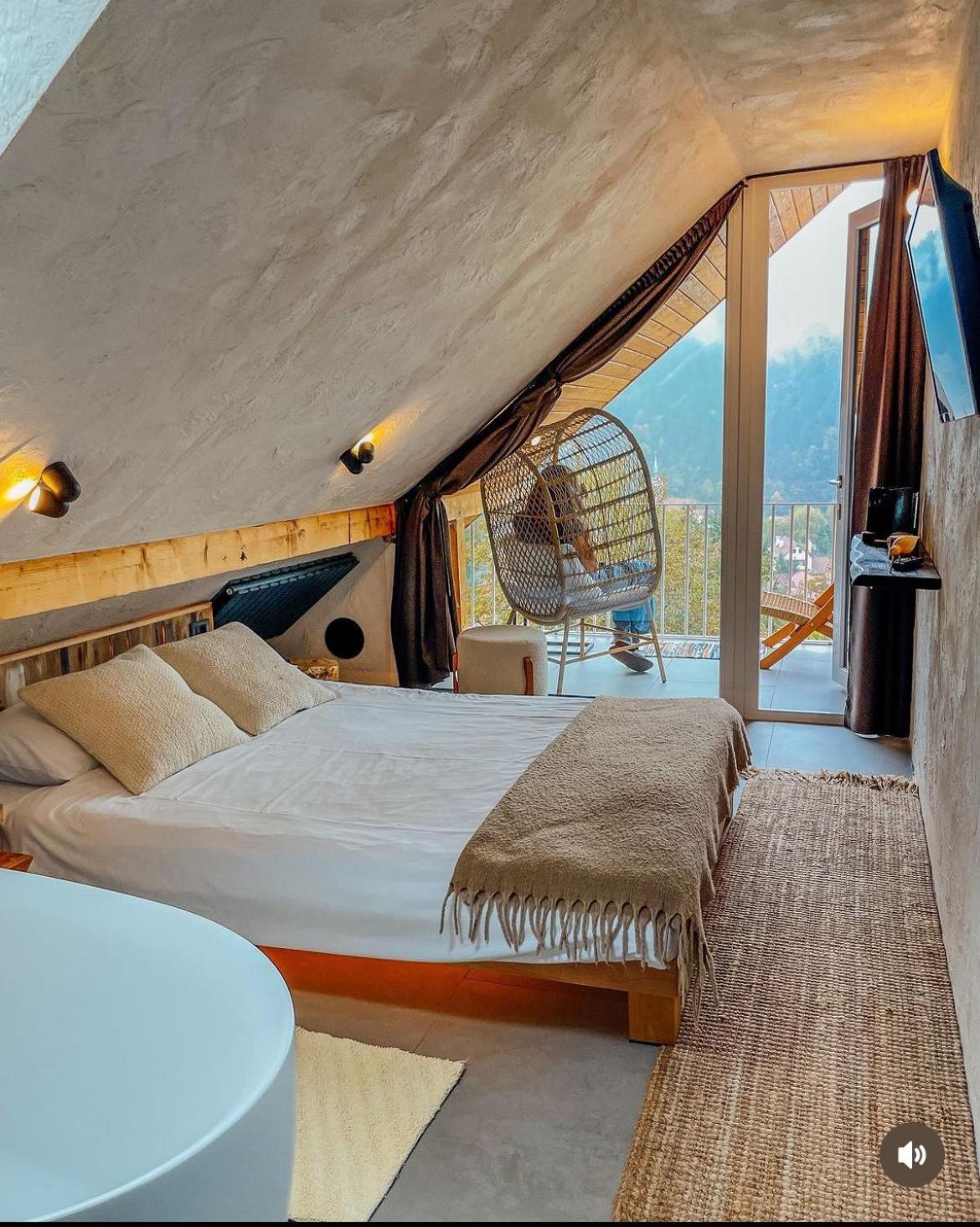 Shard Boutique Hotel-Adult Only Брашов Экстерьер фото