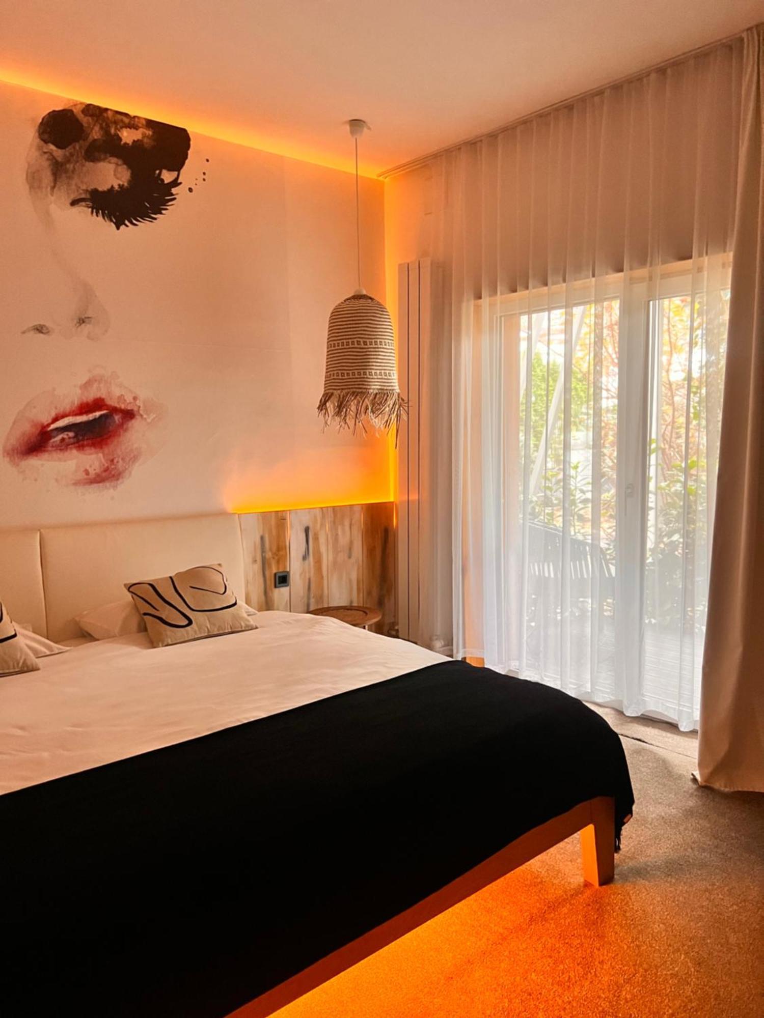 Shard Boutique Hotel-Adult Only Брашов Экстерьер фото